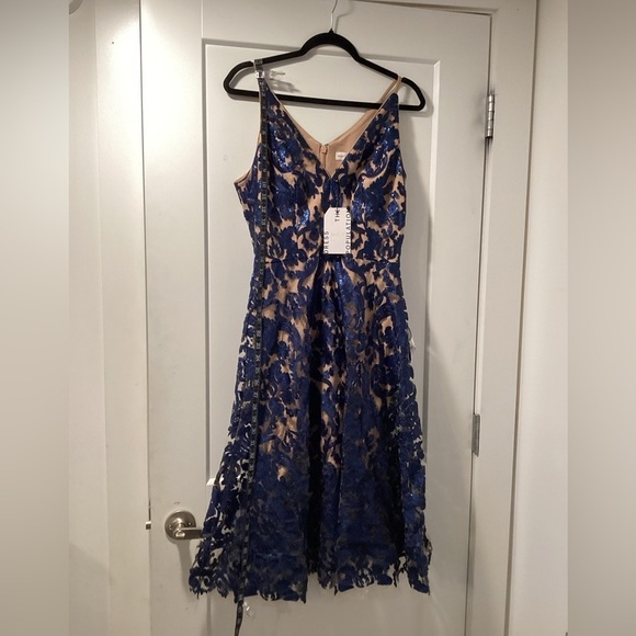 NWT Dress The Population Size M Blair Dress - Picture 4 of 9